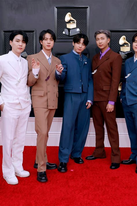 spiffy suits grammys 2022